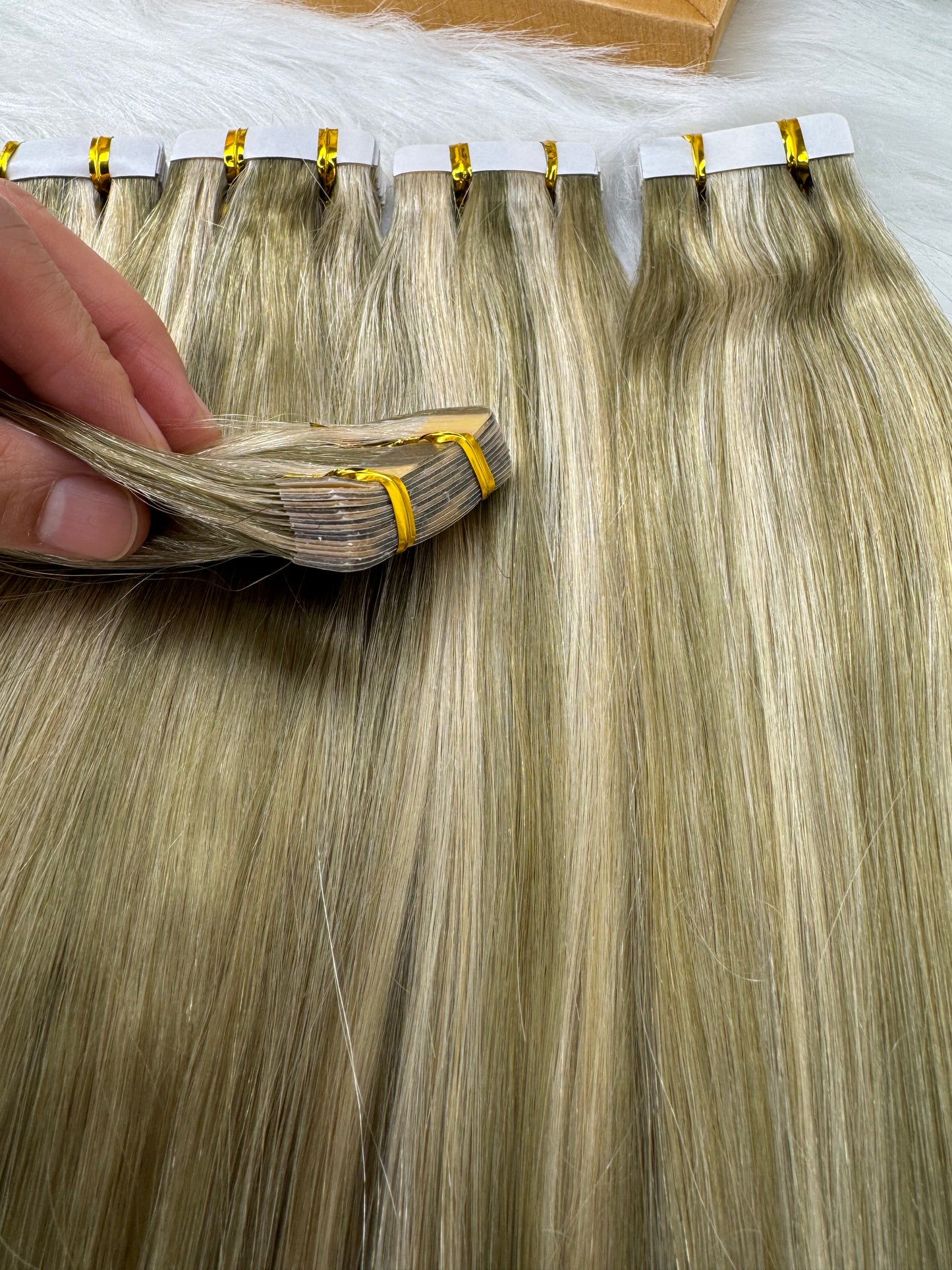 MS wholesale Tape In Hair Extension Human Hair Highlight P4/613 Russian double drawn raw invisible t（60g）